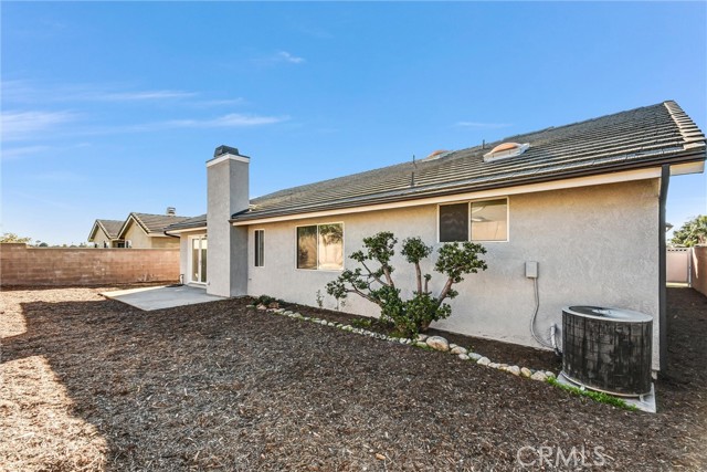 Detail Gallery Image 3 of 26 For 16067 Martinez St, Irwindale,  CA 91706 - 4 Beds | 2 Baths