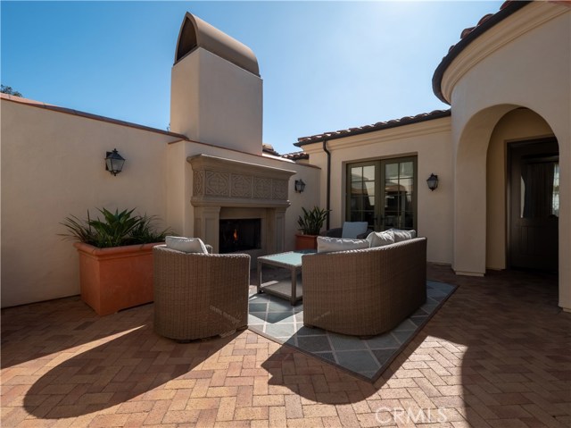 This spacious courtyard welcomes you as you're entering or departing your fully furnishing vacation home.