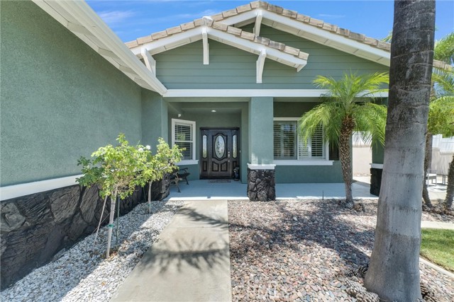 5520 Meadowbrook Court, Rancho Cucamonga CA: https://media.crmls.org/medias/72d6febc-68f8-419e-8048-0ee9b60a670c.jpg