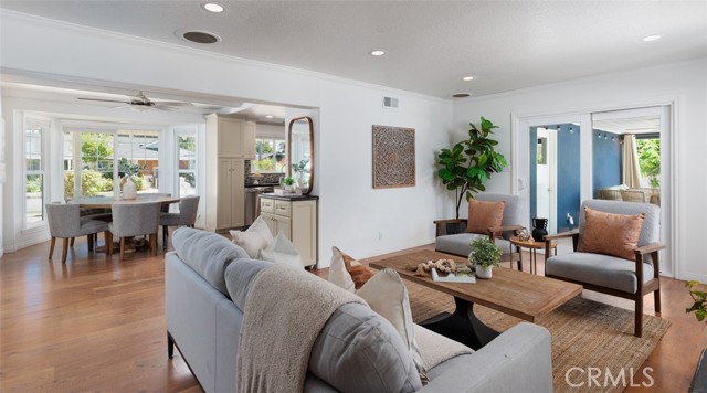 2119 E Denise Avenue, Orange CA: https://media.crmls.org/medias/72d848d2-3903-4a53-8c6e-228422b93797.jpg