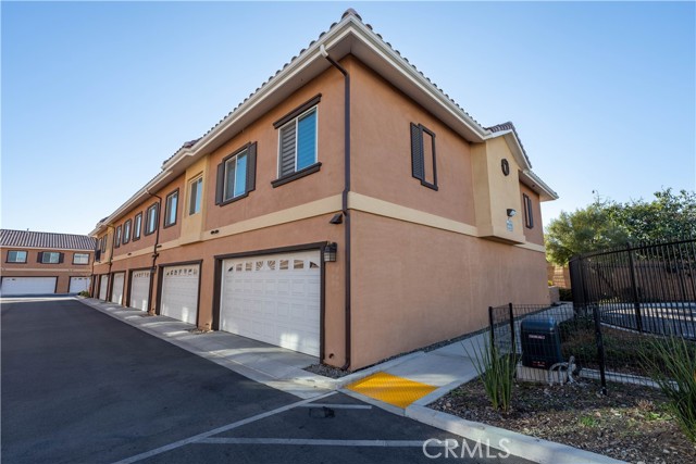 Detail Gallery Image 23 of 24 For 16425 Arrow Bld #1110,  Fontana,  CA 92335 - 3 Beds | 2/1 Baths