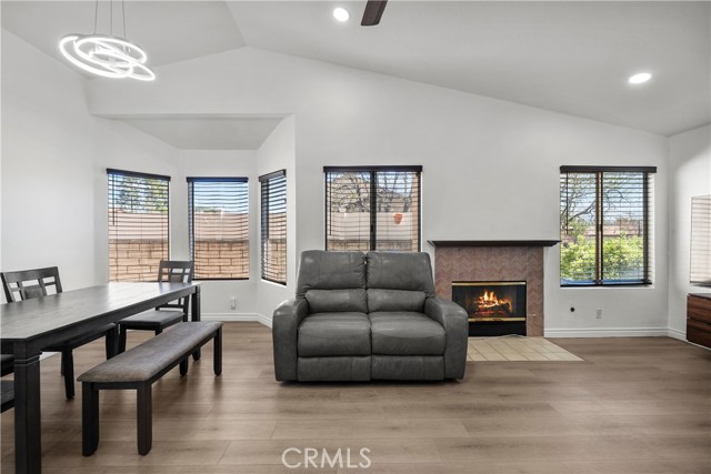 Detail Gallery Image 6 of 47 For 22942 Banyan, Saugus,  CA 91390 - 3 Beds | 2 Baths