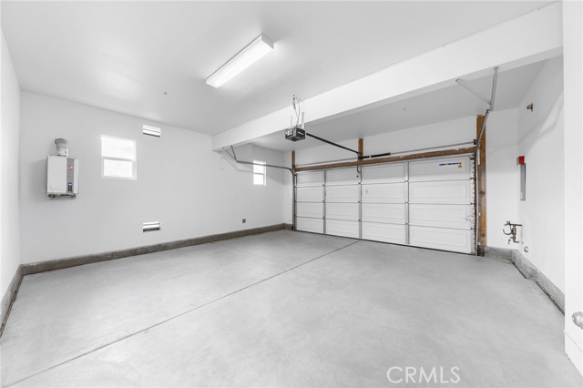 866 Christain Court, Upland CA: https://media.crmls.org/medias/72da32f9-56b6-4da1-a330-b2a9861a8c1d.jpg