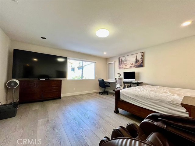 Detail Gallery Image 10 of 21 For 21 New Jersey, Irvine,  CA 92606 - 5 Beds | 3 Baths