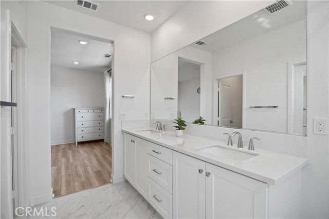 1698 Hollyleaf, Montebello CA: https://media.crmls.org/medias/72da8cd2-ffbc-4fef-8dc4-f6f28349f157.jpg