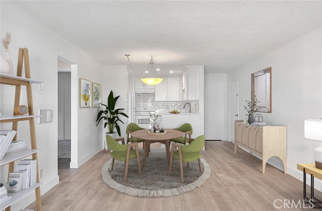 15 15th Street, Hermosa Beach CA: https://media.crmls.org/medias/72dae41e-cf4d-4407-b7cb-e1f42b3cbad8.jpg