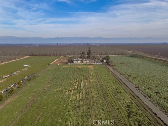 13250 Road 184, Porterville CA: https://media.crmls.org/medias/72dbb90d-a773-4ebf-b278-b59b27869cde.jpg