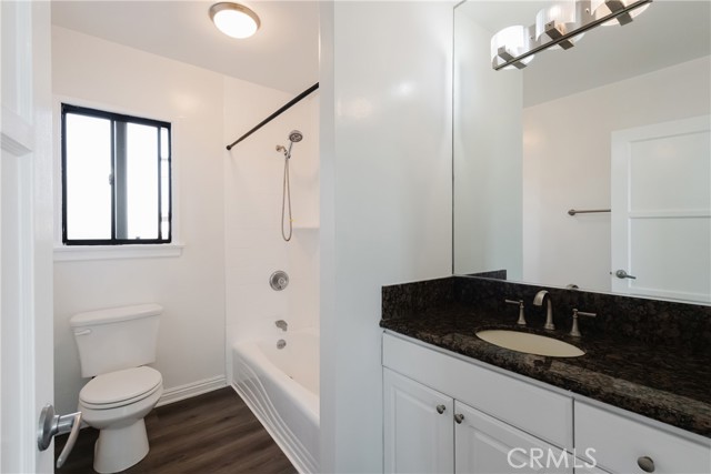 Detail Gallery Image 17 of 22 For 324 Paseo De La Playa #B,  Redondo Beach,  CA 90277 - 2 Beds | 1 Baths