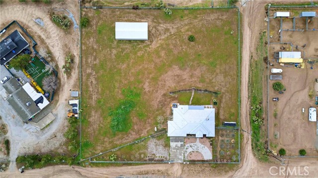 Detail Gallery Image 4 of 67 For 5635 Hollister, Phelan,  CA 92371 - 4 Beds | 3 Baths