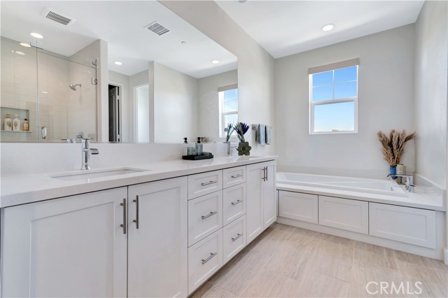 10887 Carlos Street, Ventura CA: https://media.crmls.org/medias/72de3d73-0fb6-4308-9556-abae3e447e18.jpg