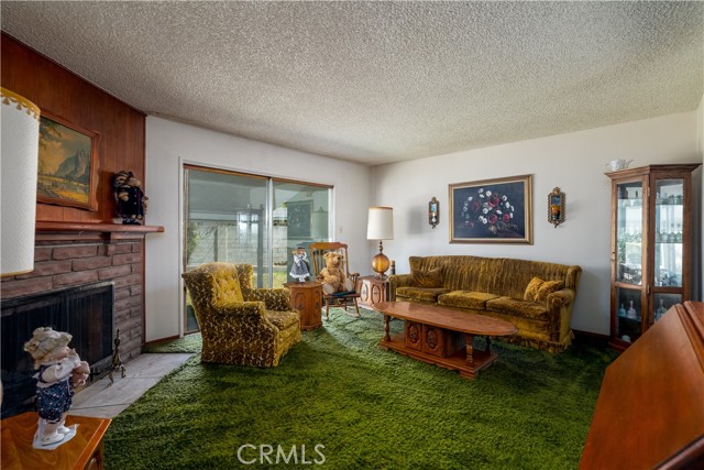 Detail Gallery Image 8 of 30 For 1313 S Petal Pl, Anaheim,  CA 92805 - 4 Beds | 2 Baths