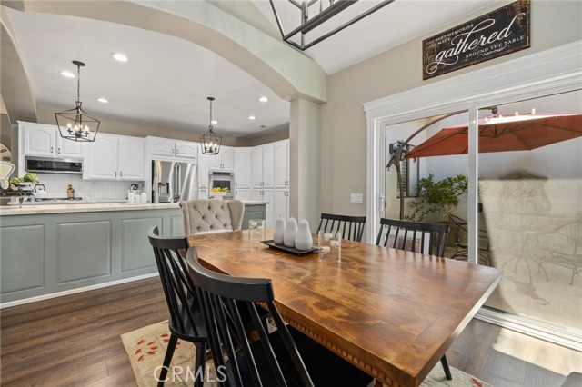 31502 Emperor Drive, Canyon Lake CA: https://media.crmls.org/medias/72deff14-86e9-4b94-93c6-fbb88483c4ab.jpg