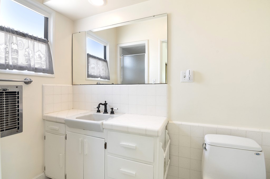Detail Gallery Image 25 of 31 For 341 S Mariposa St, Burbank,  CA 91506 - 3 Beds | 2 Baths