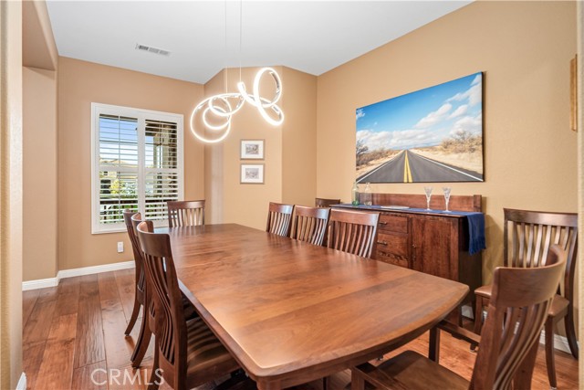 41703 Firenze Street, Lancaster CA: https://media.crmls.org/medias/72df7ee2-3258-45c7-b052-603aecd76a85.jpg