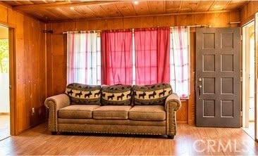 23792 Springwater, Crestline, CA 92325