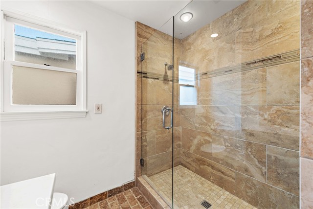 413 Dahlia Avenue, Corona del Mar CA: https://media.crmls.org/medias/72dfdb00-0c16-42a0-8aeb-b1dc6c08fab0.jpg