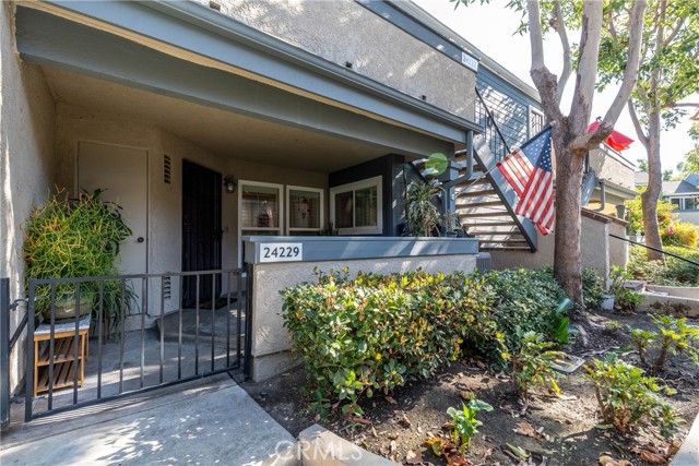 Detail Gallery Image 2 of 26 For 24229 W Avenida De Las Flores #115,  Laguna Niguel,  CA 92677 - 1 Beds | 1 Baths