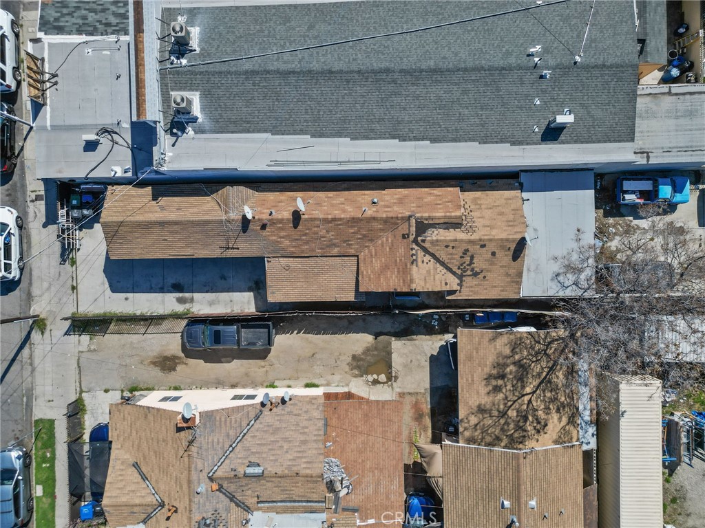 https://media.crmls.org/medias/72e00701-a4c6-4322-ac2a-1cf85a378f89.jpg?preset=X-Large