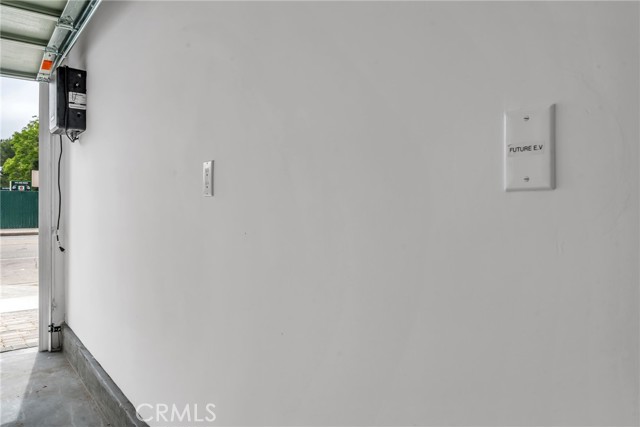 Detail Gallery Image 43 of 67 For 4453 Colfax Ave, Studio City,  CA 91602 - – Beds | – Baths