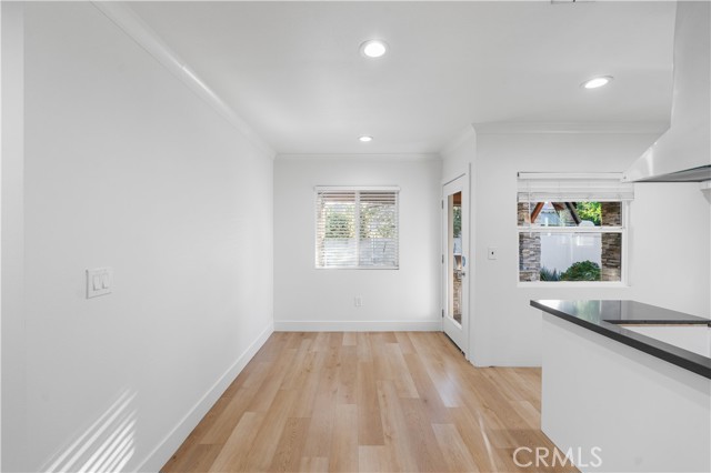 6653 Belmar Avenue, Reseda CA: https://media.crmls.org/medias/72e1da5f-89f2-47e3-ad9e-47d139c86fd5.jpg