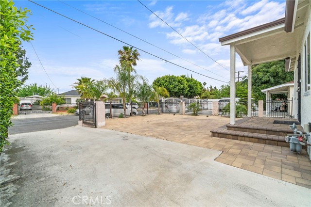 Detail Gallery Image 25 of 30 For 6652 Nagle Ave, Van Nuys,  CA 91401 - 2 Beds | 1 Baths