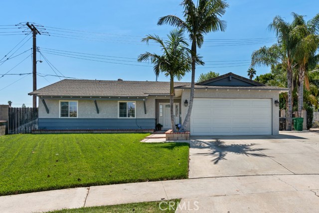 1718 Merrywood Ln, Corona, CA 92882