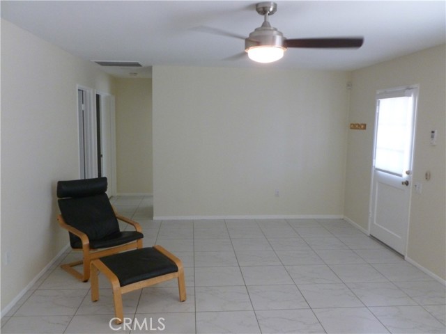 27657 Charlestown Drive, Menifee CA: https://media.crmls.org/medias/72e3b70a-f6ee-499c-a8aa-cd3a4ddc4d12.jpg