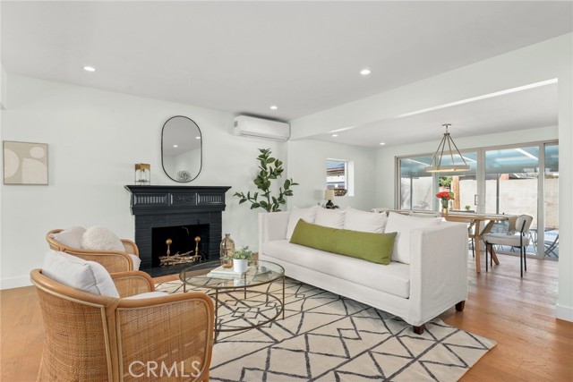 Detail Gallery Image 11 of 60 For 2902 Ladoga Ave, Long Beach,  CA 90815 - 3 Beds | 2 Baths