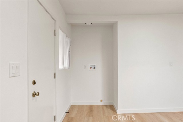 1209 W 40th Place, Los Angeles CA: https://media.crmls.org/medias/72e44275-14bb-4bfd-b9d8-cfe68d147498.jpg
