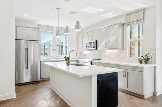 2nd floor - kitchen