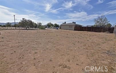21825 Thunderbird Road, Apple Valley CA: https://media.crmls.org/medias/72e568af-8bda-435b-ae97-b09b93478fde.jpg