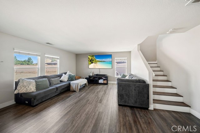804 Amadova Dr, Perris, CA 92571 photo 9