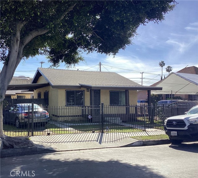 Detail Gallery Image 1 of 1 For 776 E 54th St, Los Angeles,  CA 90011 - 2 Beds | 2 Baths