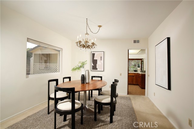 3950 Hamilton Lane, La Crescenta CA: https://media.crmls.org/medias/72e5c48e-10f2-4db7-9cf1-8030d3e64cf0.jpg