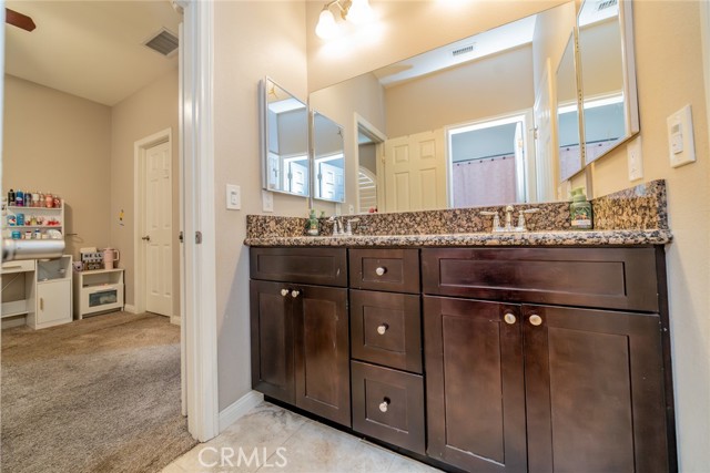 13546 Rincon Road, Apple Valley CA: https://media.crmls.org/medias/72e6b697-b6d8-44ab-8a7a-22242c91b748.jpg