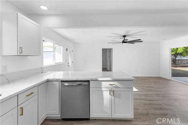 4925 N Stoddard, San Bernardino CA: https://media.crmls.org/medias/72e7447f-65ff-41ce-9895-9b0de1faff3d.jpg