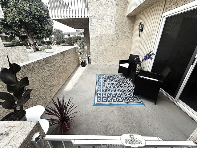 Detail Gallery Image 15 of 19 For 1200 Opal St #22,  Redondo Beach,  CA 90277 - 3 Beds | 2/1 Baths