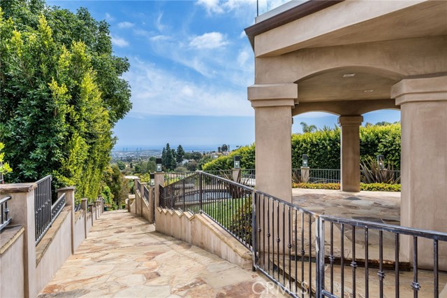 Detail Gallery Image 52 of 75 For 2800 Colt Rd, Rancho Palos Verdes,  CA 90275 - 5 Beds | 4 Baths