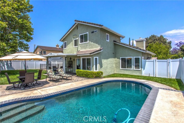 100 Waters Court, Redlands CA: https://media.crmls.org/medias/72e8d63b-f390-467b-9119-ce30123ff4d6.jpg