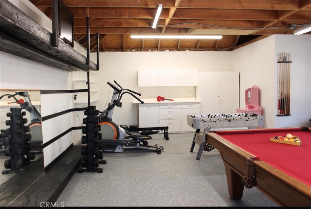 https://media.crmls.org/medias/72e94d66-d226-46cf-a6cd-ab1b1f98ef43.jpg?preset=X-Large