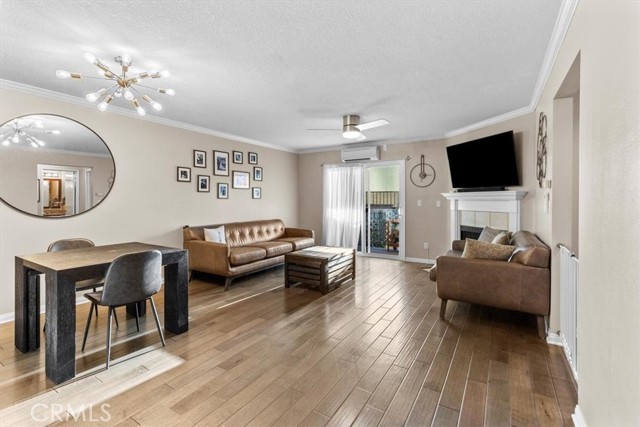 1001 Belmont Avenue, Long Beach CA: https://media.crmls.org/medias/72ea2e83-92ae-4ba9-9ee4-e90c763bd286.jpg
