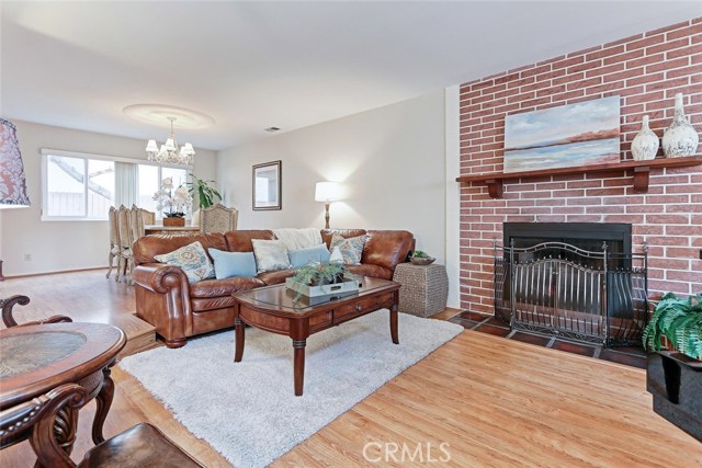 2218 Gates Avenue, Redondo Beach, California 90278, 4 Bedrooms Bedrooms, ,2 BathroomsBathrooms,Residential,Sold,Gates,SB17034339