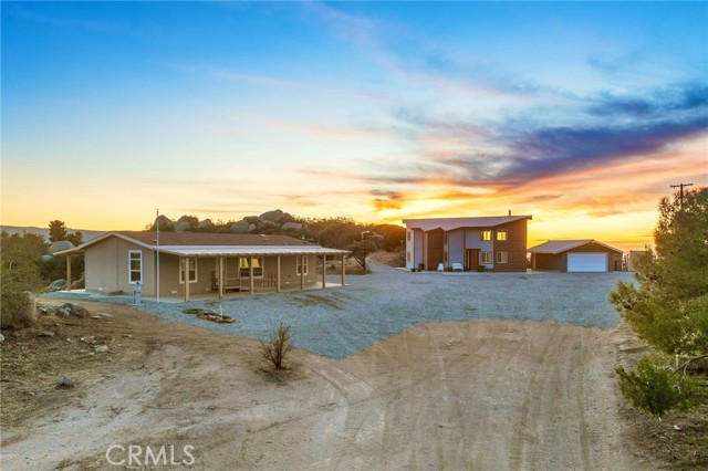 Image 47 of 74 For 49780 Windsong Way