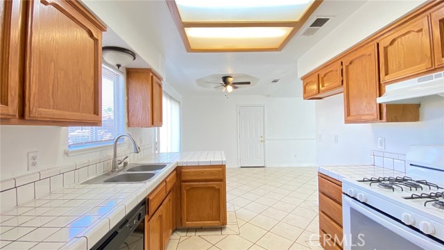 Detail Gallery Image 5 of 31 For 17063 Anaconda Rd, Madera,  CA 93636 - 3 Beds | 2 Baths