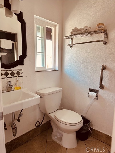 Image 10 of 22 For 5850 Olympic