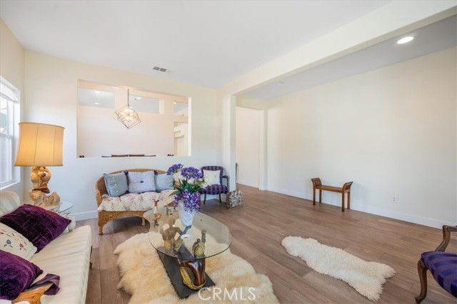 39278 Via Belleza, Murrieta CA: https://media.crmls.org/medias/72ecbca0-fb7c-4f47-8c51-65311670e0f5.jpg