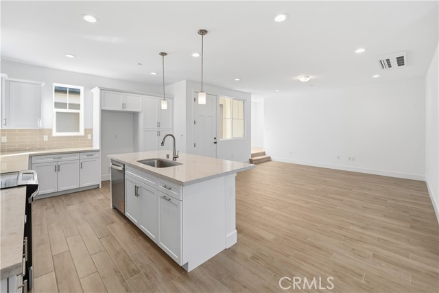 Detail Gallery Image 13 of 33 For 209 Foxtrot Ct, San Luis Obispo,  CA 93401 - 3 Beds | 2/1 Baths