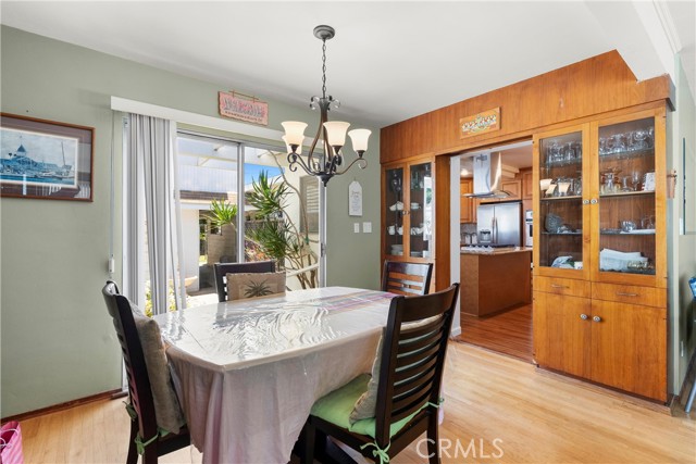 308 Flower Street, Costa Mesa CA: https://media.crmls.org/medias/72ef3e1f-dfa0-4585-8b2d-916ea44a84a6.jpg