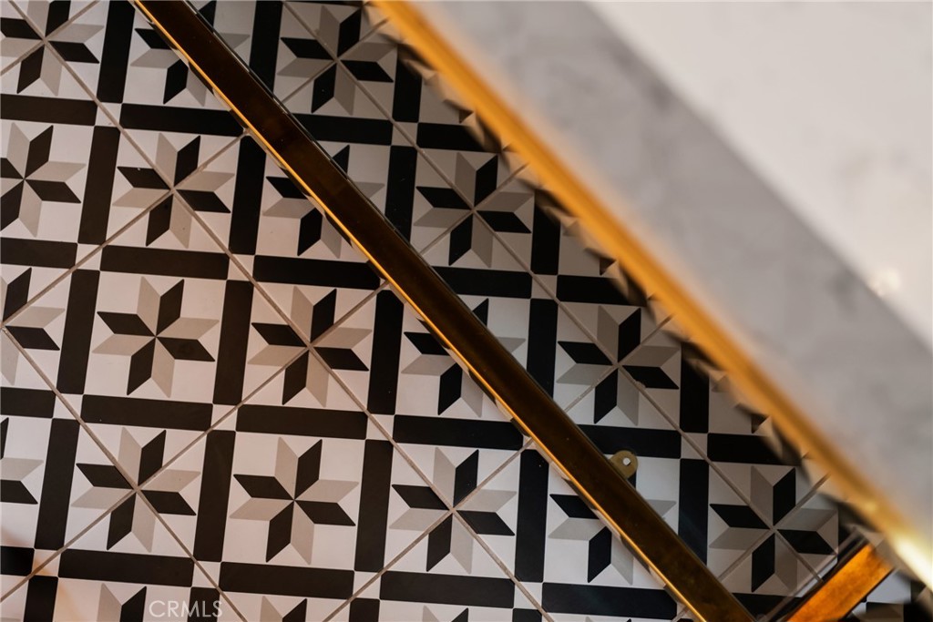 MLS #IV25142601 img 22