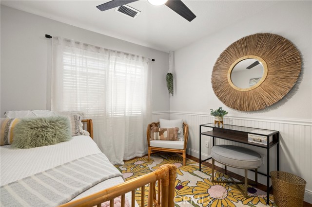68 Radiance Lane, Rancho Santa Margarita CA: https://media.crmls.org/medias/72f00fb8-a6d1-4499-9d08-362febb95605.jpg